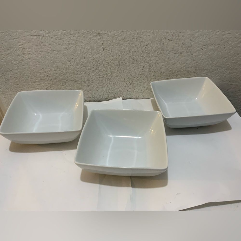 [3] Over and Back “Maison " WHITE PORCELAIN 8” SQUARE BOWLS  EUC A20